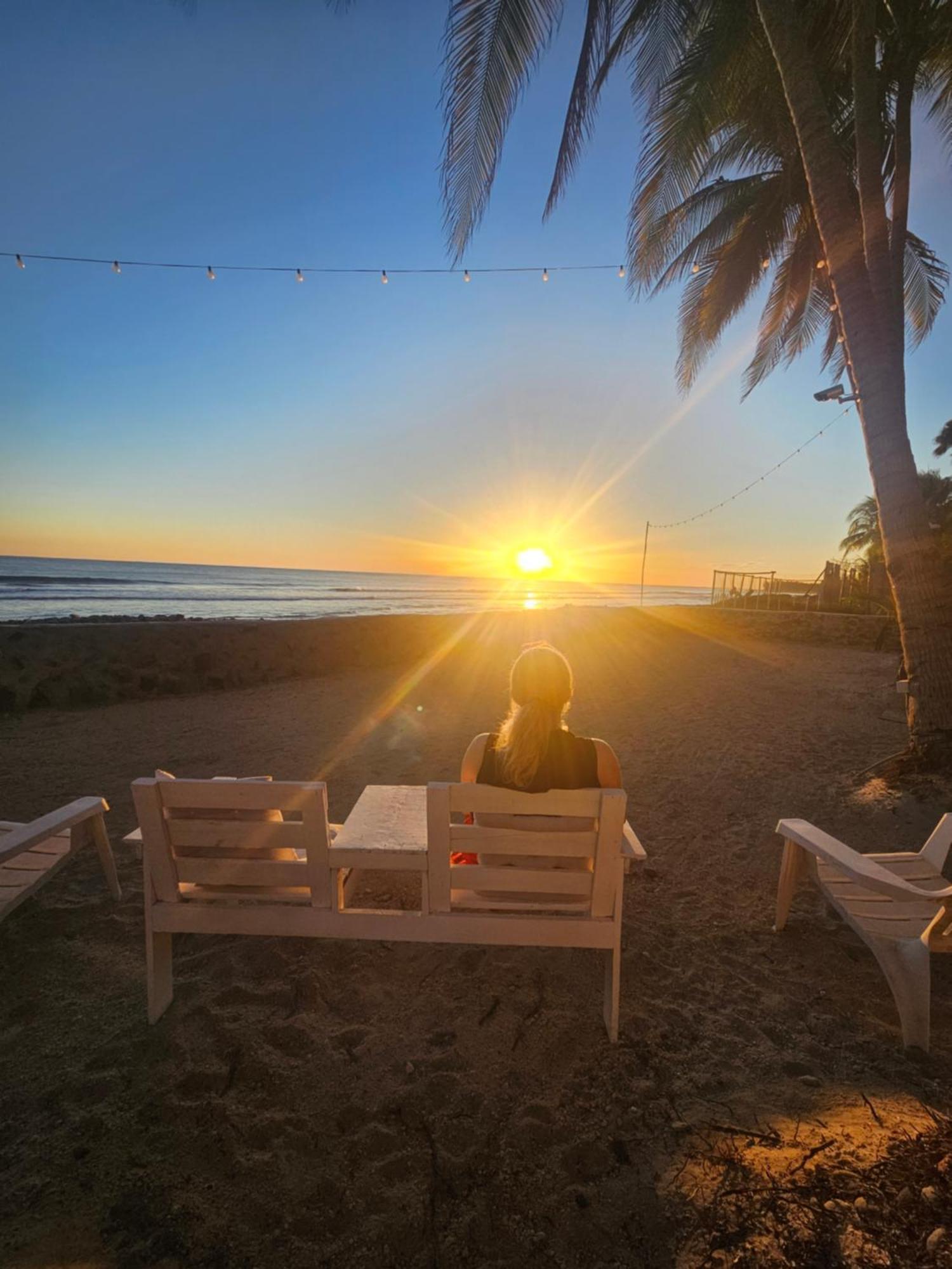 Sunset Surf Villa La Libertad Luaran gambar